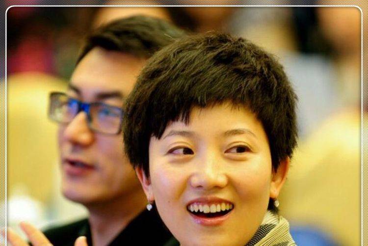 两人同是央视主持人,低调结婚14年却鲜有人知