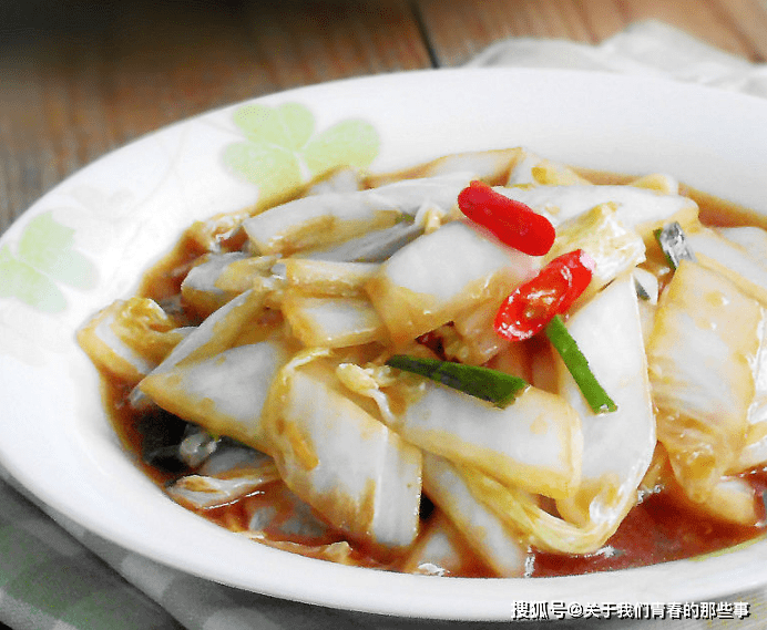 技巧|切好不要直接炒！掌握3个技巧，白菜脆爽入味，不出水醋溜白菜