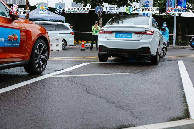 小鹏自动泊车是哪款车 6425aa7bf00746a5b386b4ce44955834.jpeg