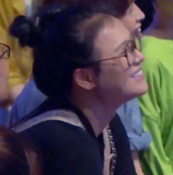 形象|马思纯怎么又胖了？素颜看脱口秀被拍，一脸胆怯惹人心疼