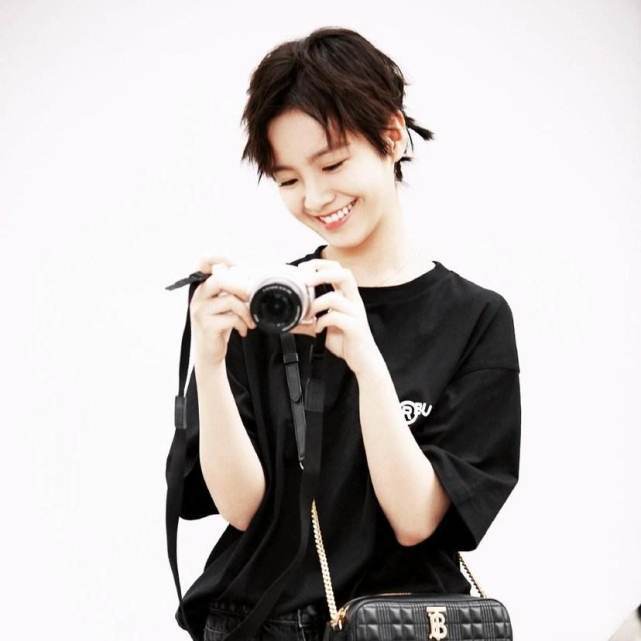 演技|原创李庚希为啥没读大学？倪萍引荐纽约大学失败，趁着年纪小多读书吧