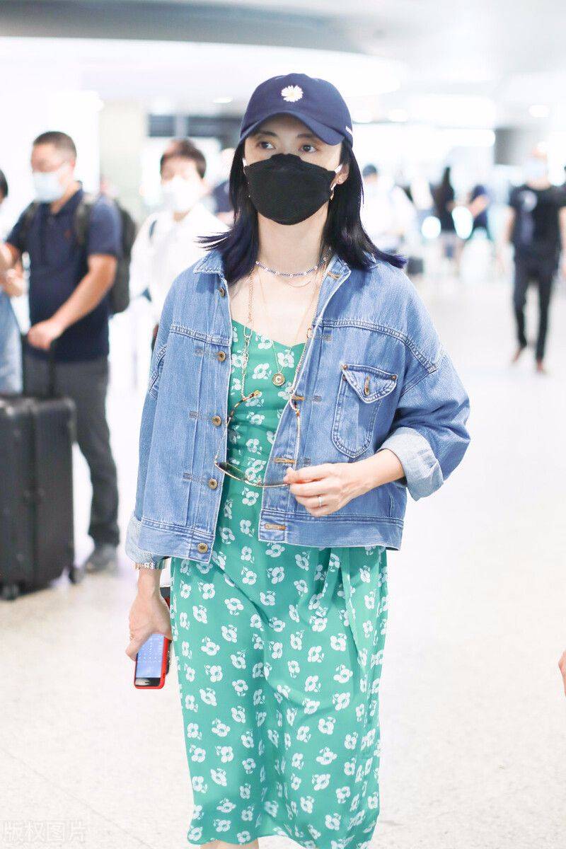 周迅|没修图周迅气质更好，倒是姚晨身材走形，这才是40岁真实的状态！