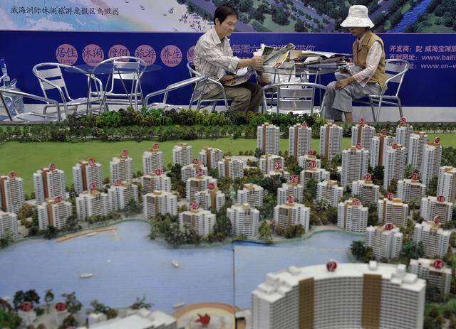 海景房成烂尾楼,还不给发房产证?威海“白菜价”海景房亏了谁_银滩