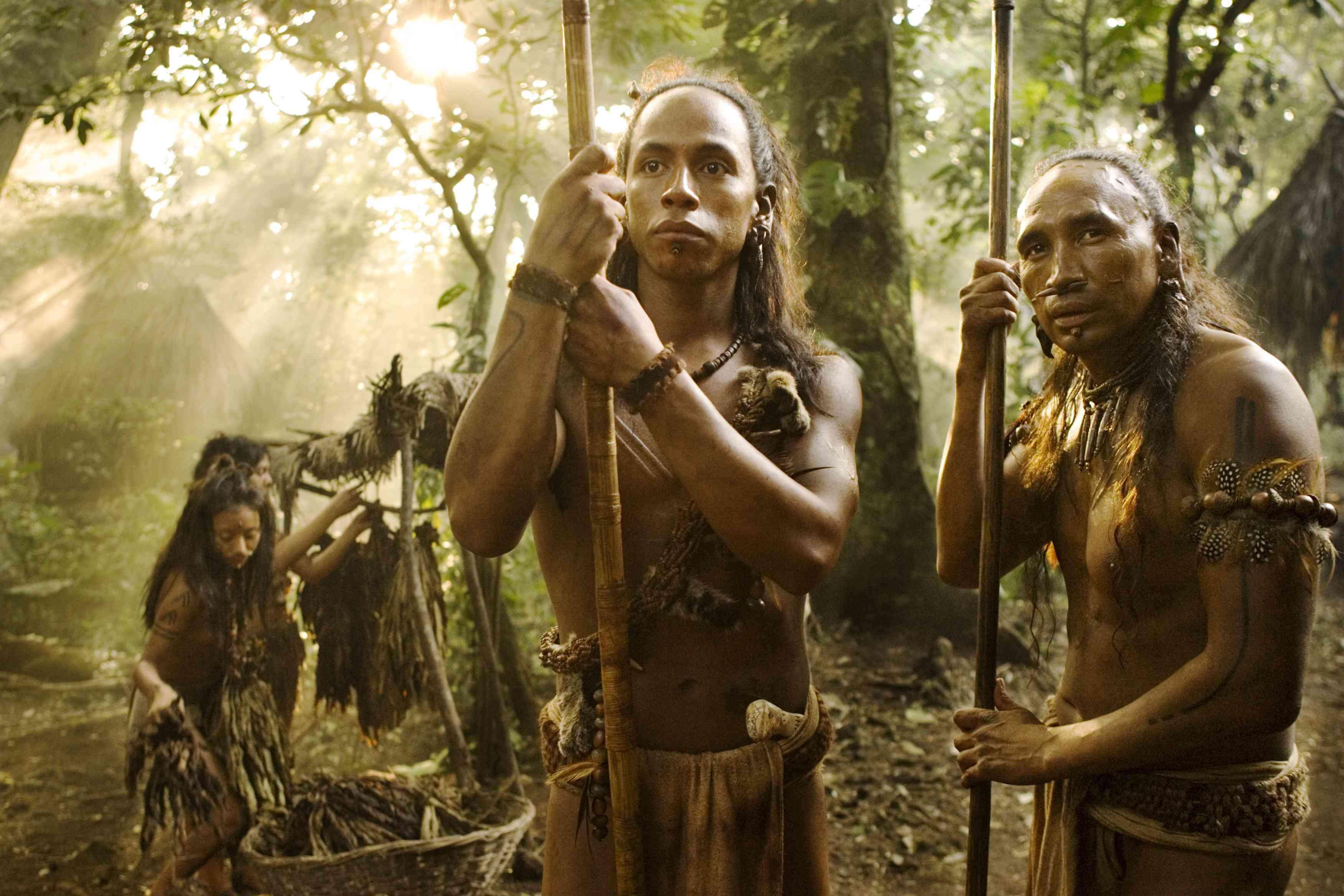 美丽的美洲原住民女人 图库摄影片. 图片 包括有 羽毛, 自定义, 大使, 四周, 印第安语, 条目, 节日 - 154441777