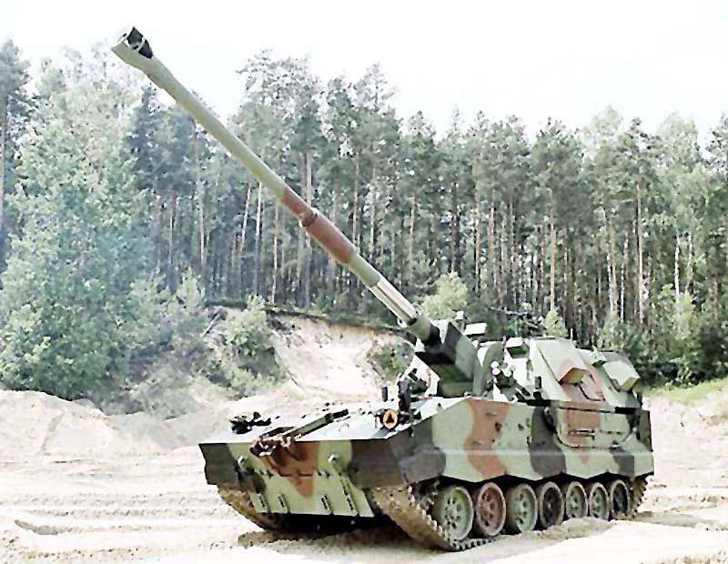 一手好营销，拼装自行火炮难出口，波兰傍上英