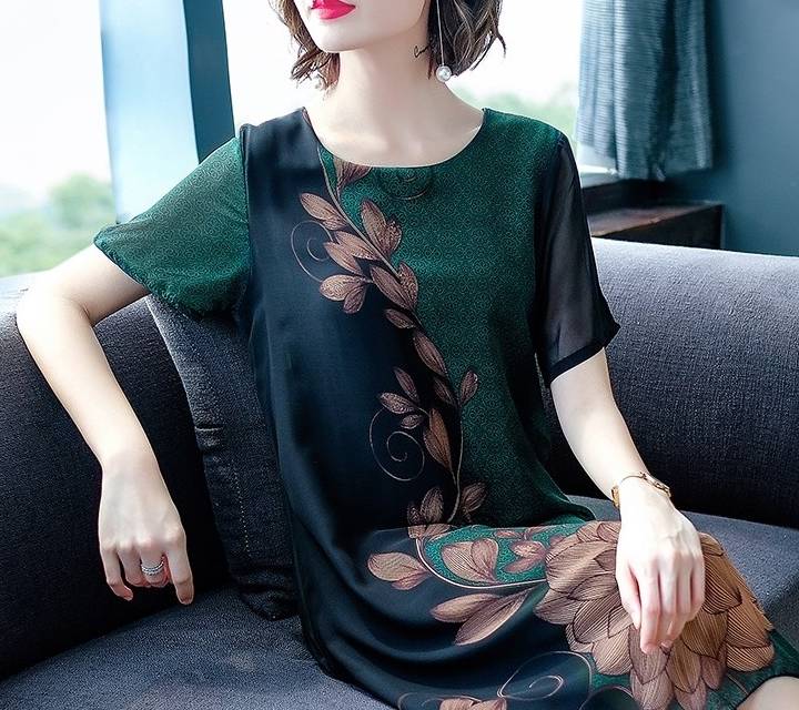 上身|各种身形如何选择连衣裙，掌握方法很关键，给你浓浓女人味