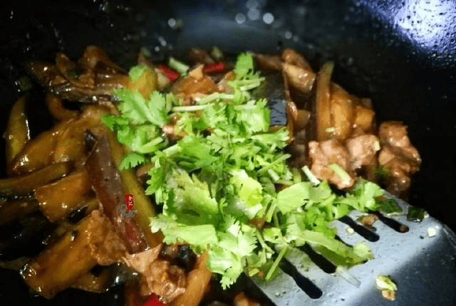 炒什么菜不需要加醋 281d84d0ebfe440f96208c6b6badd996.png