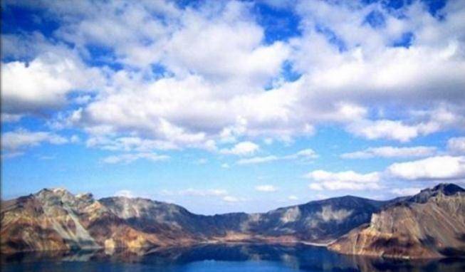 [新疆5A级旅游景区排行：探秘最佳旅游目的地]