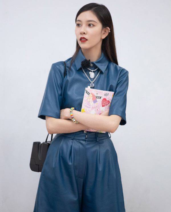形象|不愧是张一山“最美前任”!看宋妍霏穿开叉裙,我一下就愣了