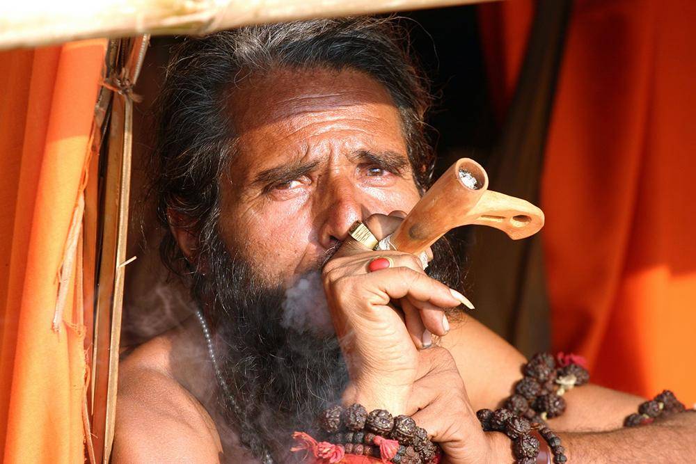 话说|珠宝男性化，印度男人有话说