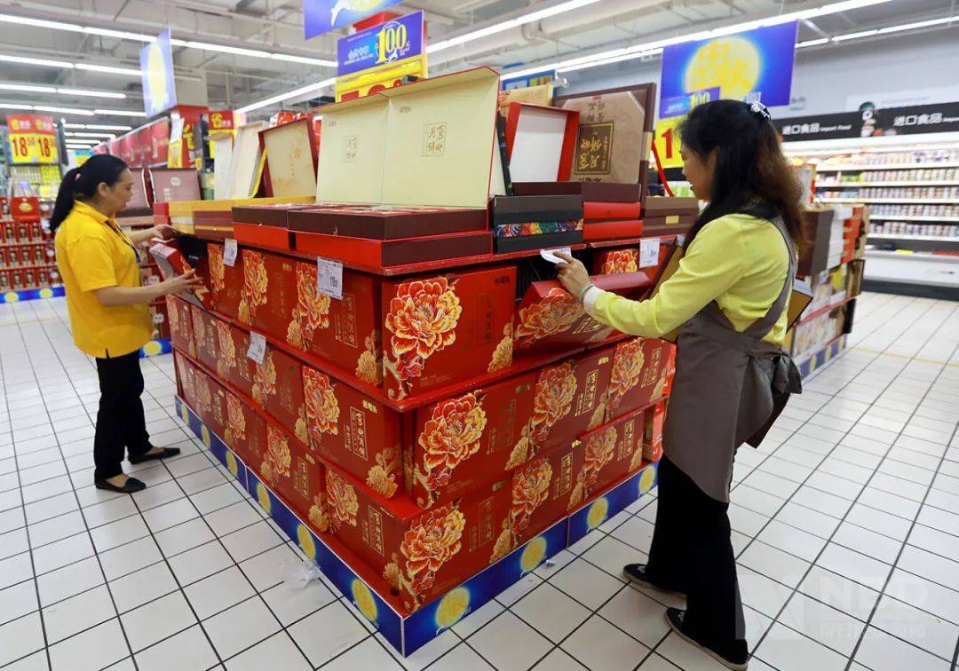 月饼|销量暴涨125%，喜茶、肯德基都要做月饼？卖月饼究竟多赚钱？