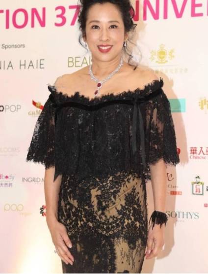 港姐齐聚，赵雅芝优雅陈法蓉惊艳，郭晶晶61岁婆