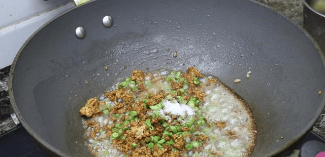 酸辣汤的家常做法不加鸡蛋 8d44ca49dc16474f8d584f99af628060.png