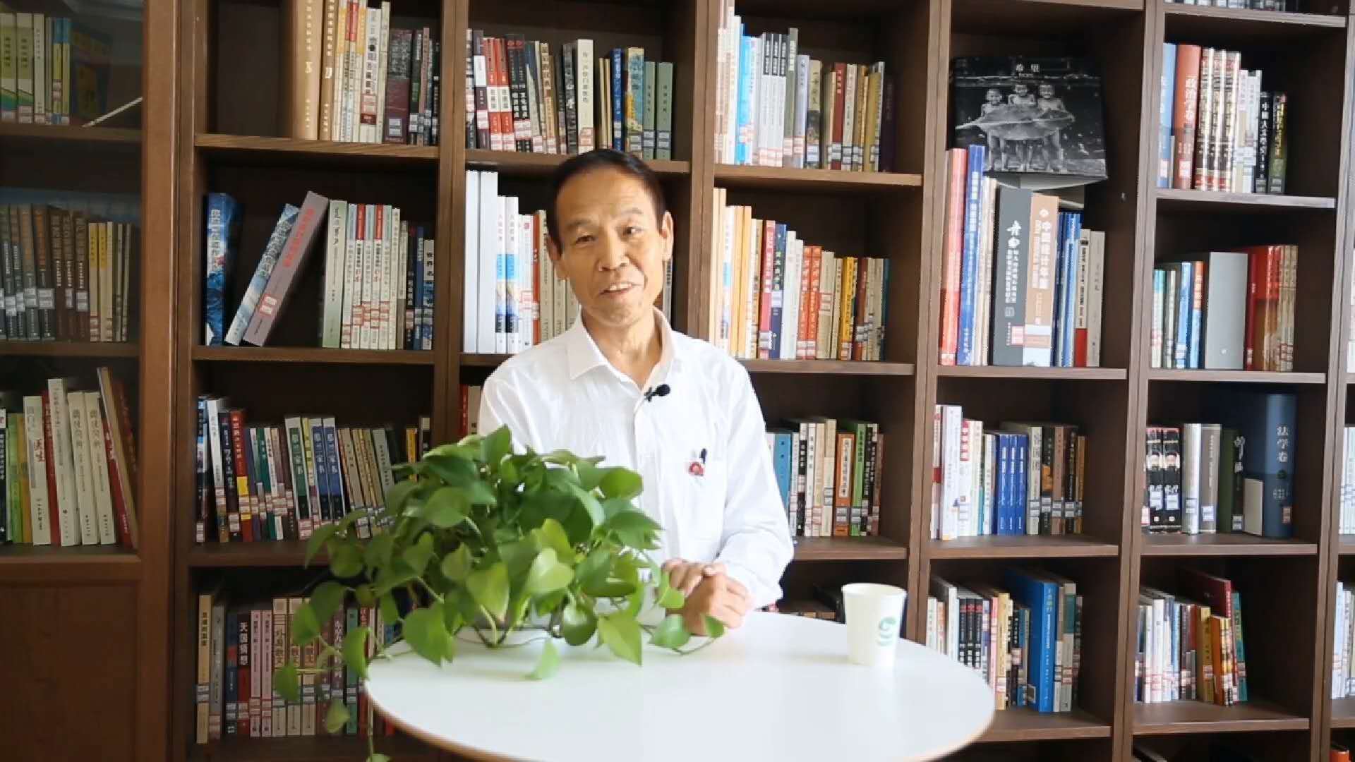 原创鹿邑县贾滩镇中心学校组织收看魏书生"习惯养成教育"专题讲座