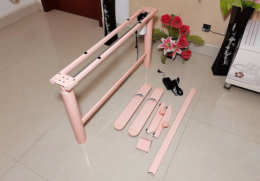 孩子|乐歌智能电动升降儿童学习桌评测：用心呵护孩子成长的每一步