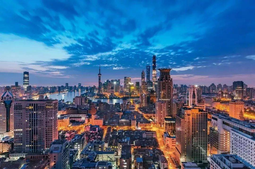 2020深圳摩天大楼排名_最热衷建高楼的城市:遍布城中心,数量排在中国第