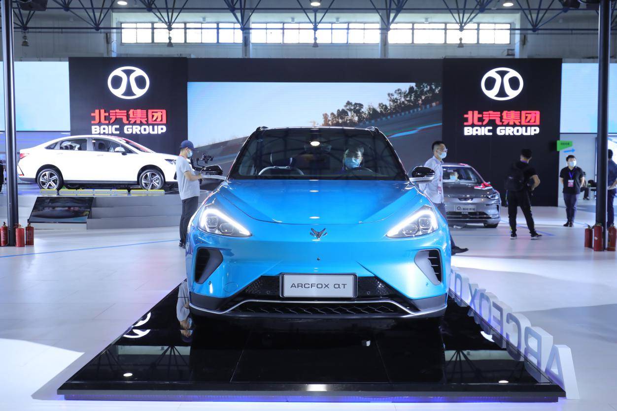 北汽|专家解密：看科博会上北汽明星背后的大文章