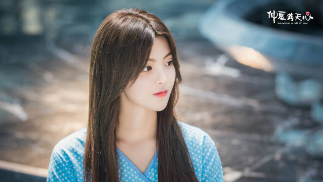 情商|原创被认成杨超越后,她这样自黑回应,情商有点高