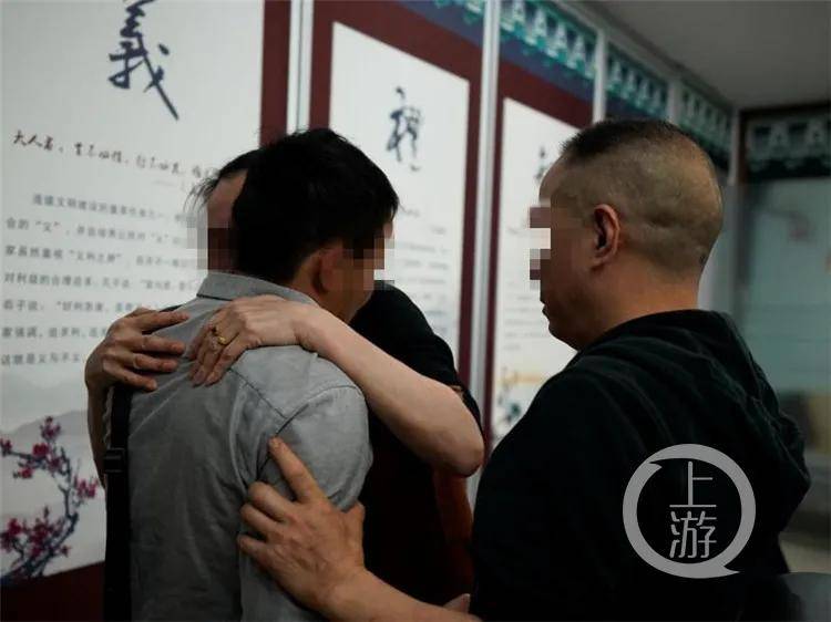 男孩被拐26年，今年中秋终于可以和家人团聚了