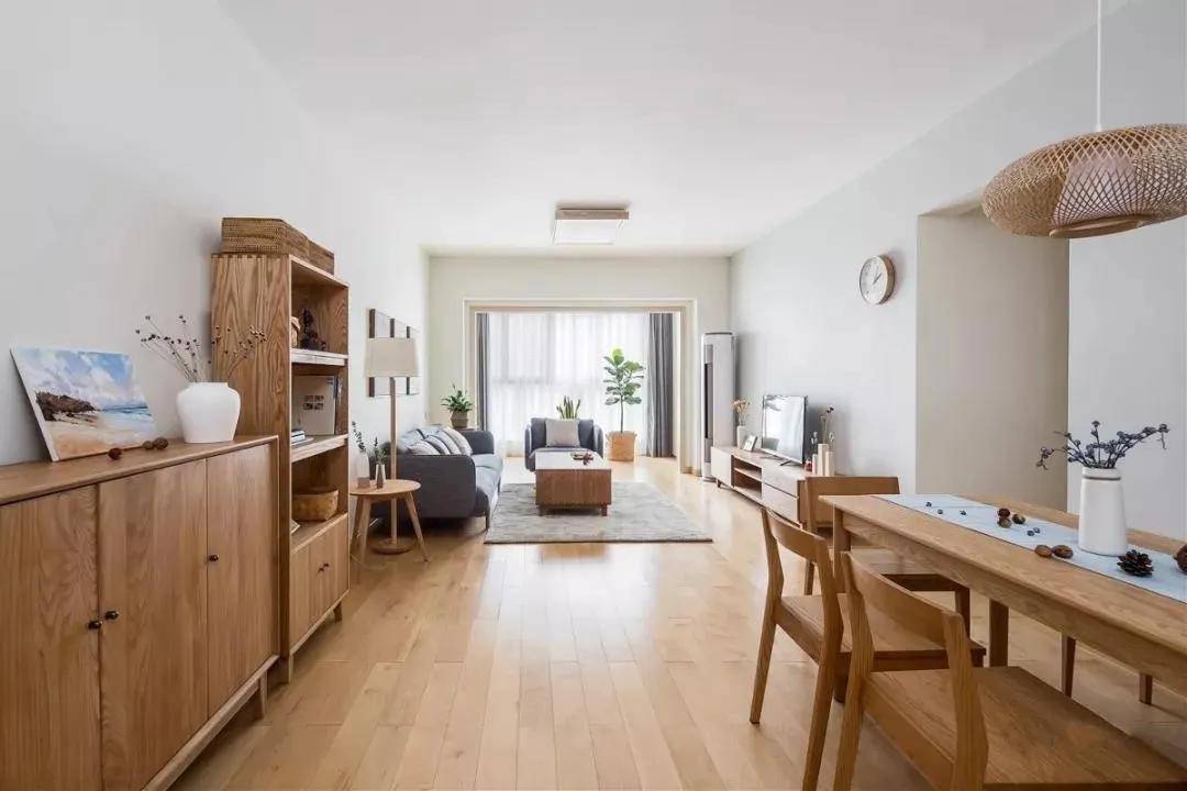 大白|简约美学的最高境界=木地板+大白墙