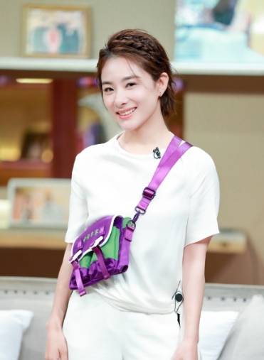 漂亮|奥运冠军刘璇，不仅颜值更加漂亮，连时尚衣品都美翻了