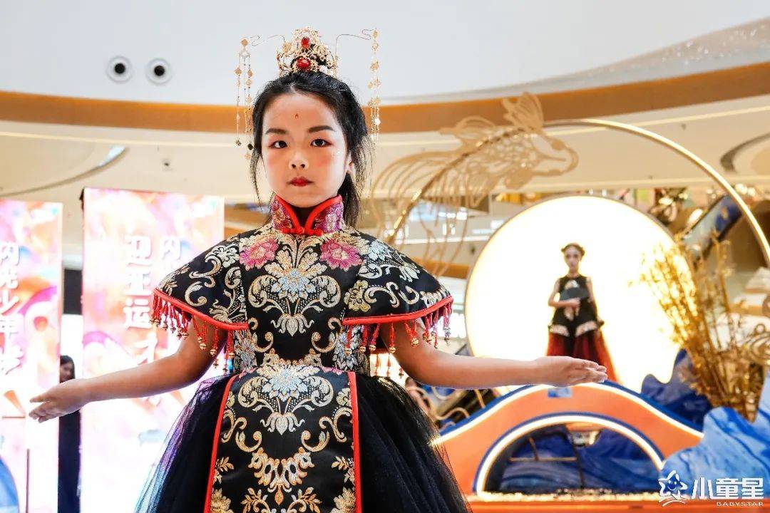 服装|闪光少年为亚运助力，这些小童星真的很燃！