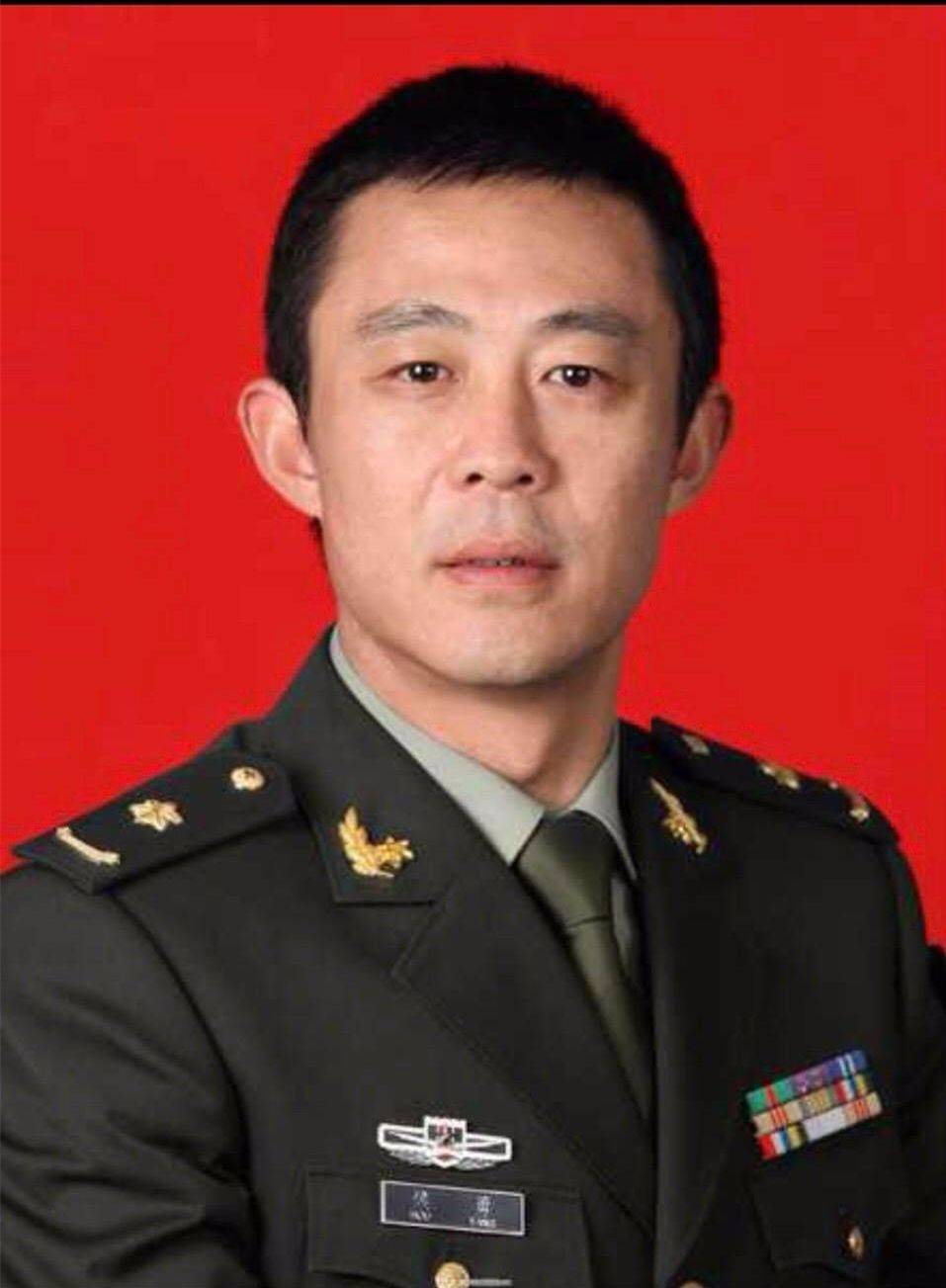 参谋长|揭秘《蓝军出击》宝藏演员:侯勇前来报到!