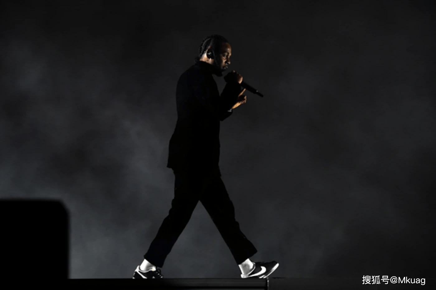 反转黑白的一代宗师「kung fu kenny」