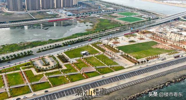 经过中国交建半年多的日夜兼程,津湾,东海岸公园如期兑现,从一片泥泞