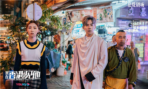 观众|冯建宇《我在香港遇见他》“眼”技出众身份成谜