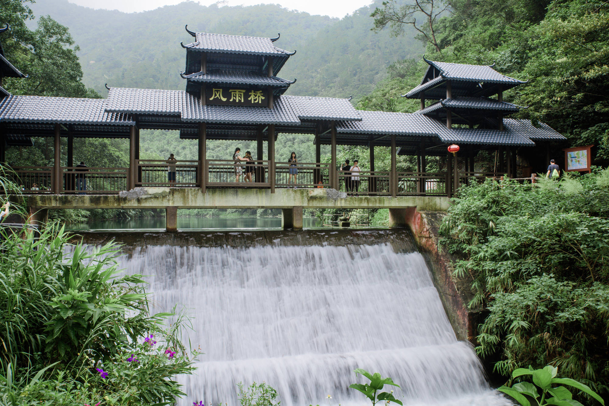 广东肇庆版的小九寨沟,不仅是天然大氧吧,还是绝佳的避暑胜地!