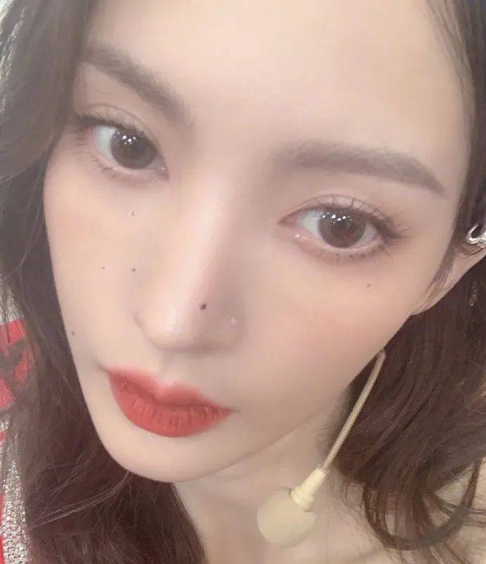 位置|跟着《琉璃》点痣大师袁冰妍 做一名有“痣”girl