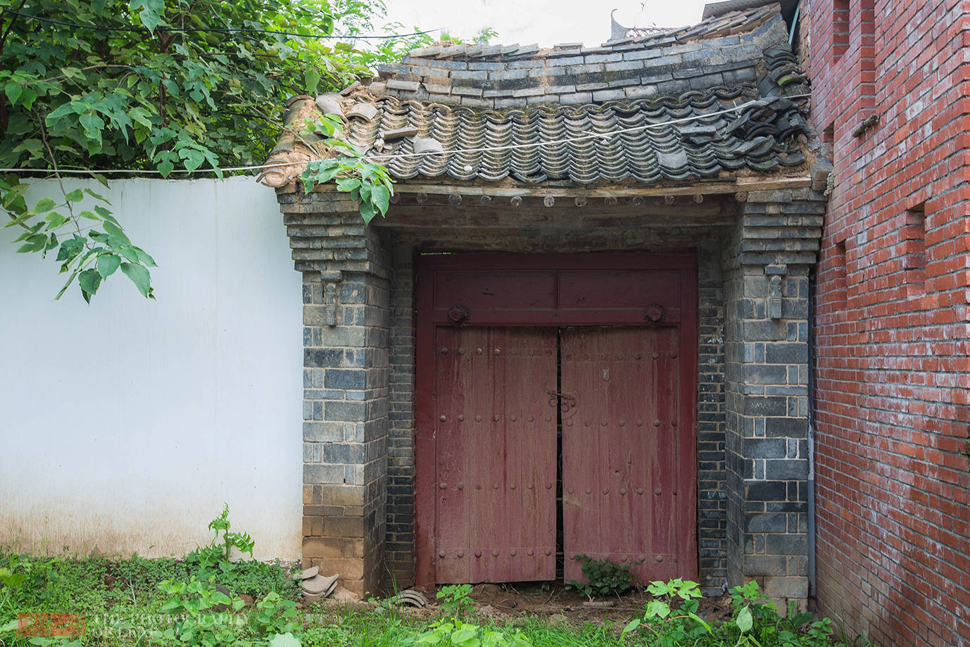 隋文帝|隋朝开国皇帝杨坚的陵墓，规模宏大一千多年未被盗，据说和墓傍守陵人有关