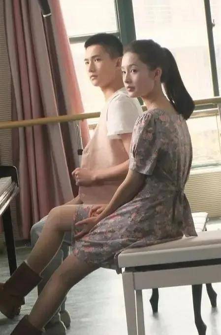 李沁|原创李沁杨洋复合了？那乔欣怎么办啊？