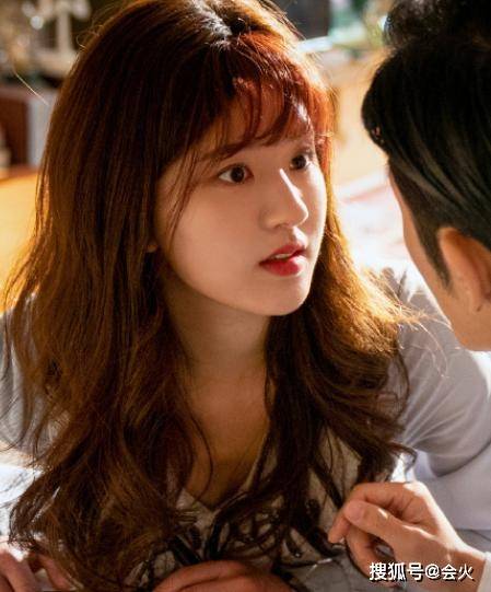 赵露思|原创赵露思吻戏拍5小时，场面太羞涩连呼我完了！男主直接缺氧进医院