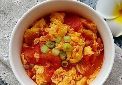 番茄炒蛋怎么炒的多汁 9c4815cf62774841b827492422293b38.jpeg