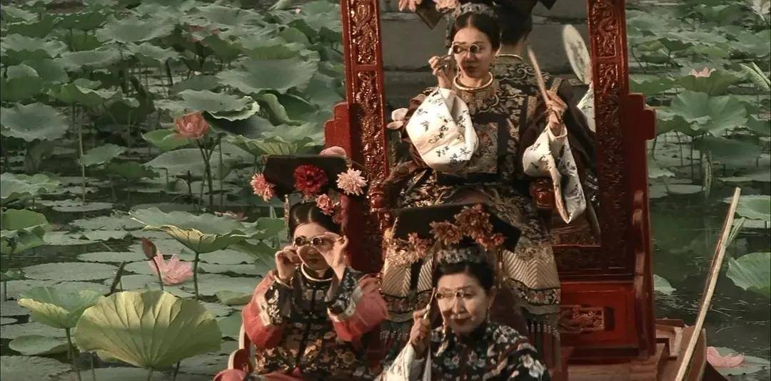 紫禁城|这个高枝是半个娱乐圈女星都想攀上的…