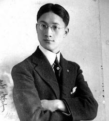 徐志摩的后代 179cb7c46785425196f510d93ce66d3d.png