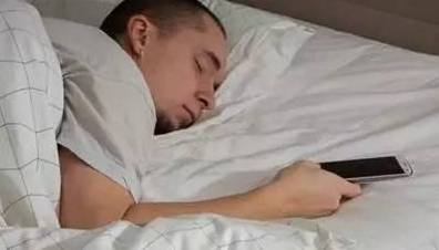 晚上几点睡觉对身体最好呢 22be0f10bc634e35b60000eed20c92d3.jpeg