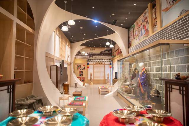 花图缘|竟然是在“石头”上烤?火了三年的韩式烤肉