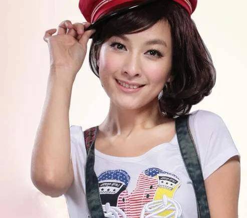 鞠婧祎|孔雪儿1:1抄袭鞠婧祎的心机？！果然贵圈女明星都逃不过这条路…