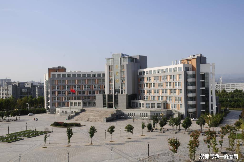 名字像本科的专科院校,焦作大学,报考要看仔细