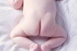 育儿|怎么办?育儿专家:排查十大原因,对症下药是关键宝宝哭闹不止