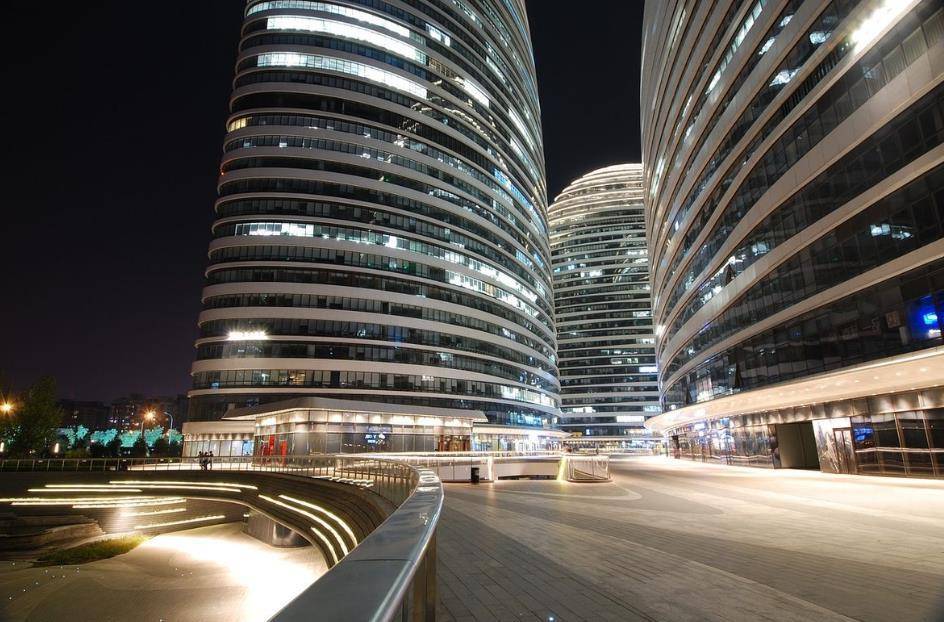 半数|原创北京环京半数新盘打折，中介转行卖菜，北京房价真的要降了吗？