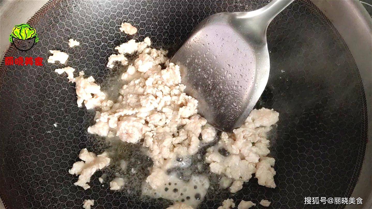 肉末鸡蛋羹加多少肉末 c7a40f3d79894ba49648b651f49fad3a.jpeg