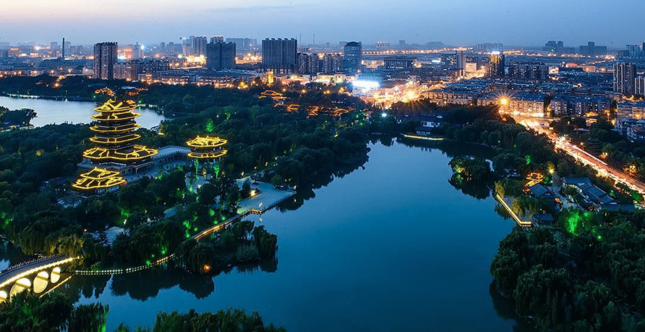 图为济南夜景