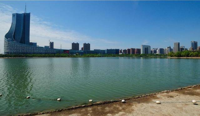 海南gdp增长最快的城市_2020海南gdp统计图