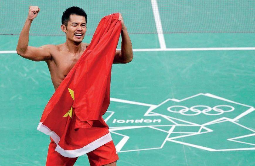 林丹与妻子现状：林丹7次1轮游，谢杏芳晒出2岁儿子照片