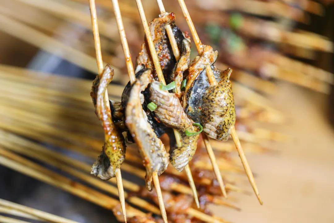 宁波独|原来烧烤还有这么出人意料的吃法！？全宁波独①味的网红把把烧