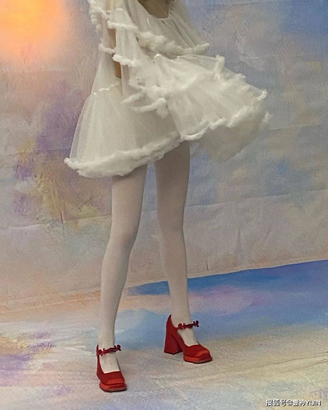 速报|秀场速报 | SHUSHU/TONG女孩请起立，最新系列她来了！